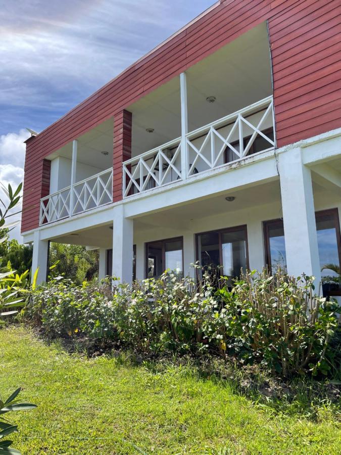 Teanehi Bed & Breakfast Hanga Roa Exterior foto