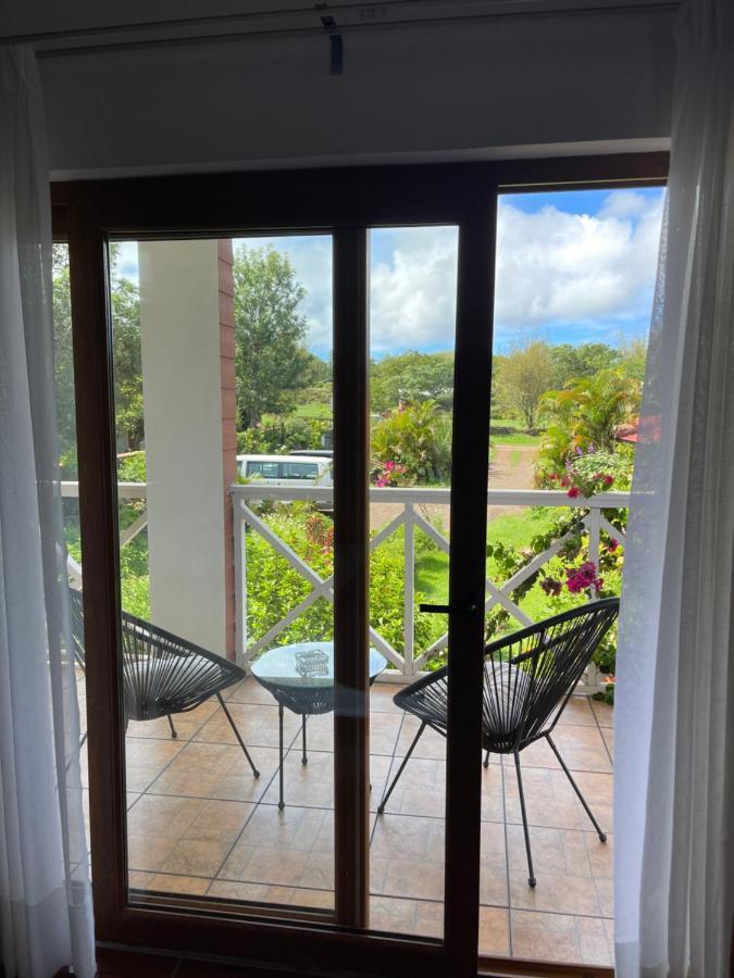 Teanehi Bed & Breakfast Hanga Roa Exterior foto
